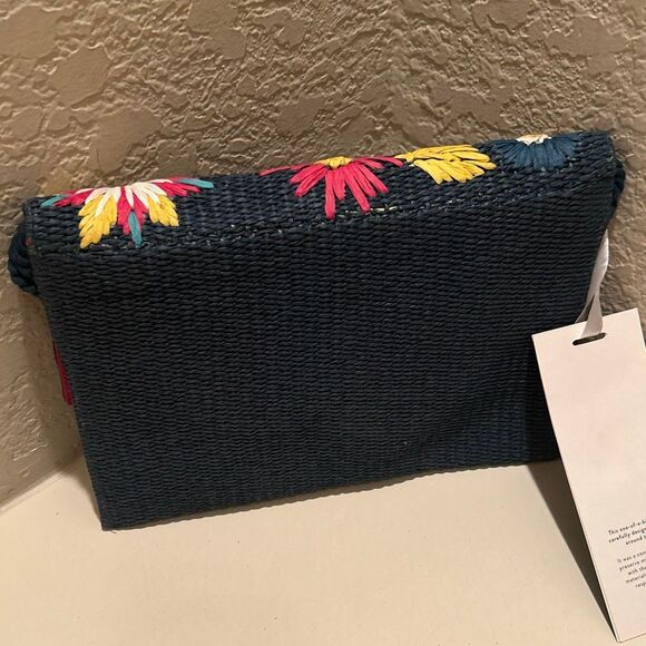 Guadalupe Margharita Convertible Crossbody Clutch Blue Woven Embroidered Floral - Picture 6 of 11